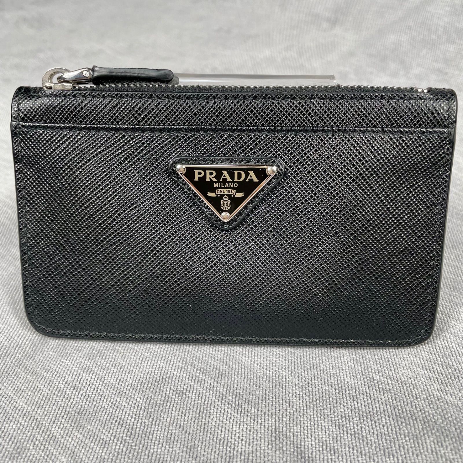 極美品】PRADA プラダ サフィアーノトライアングル カードケース