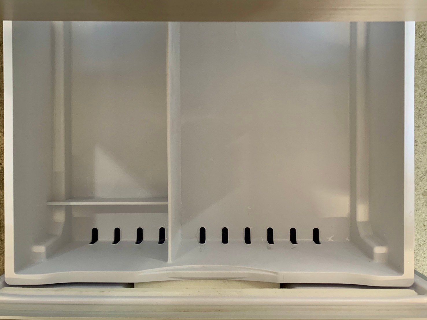 大阪送料無料☆3か月保障付き☆冷蔵庫☆2021年☆日立☆3ドア☆R-V32RV