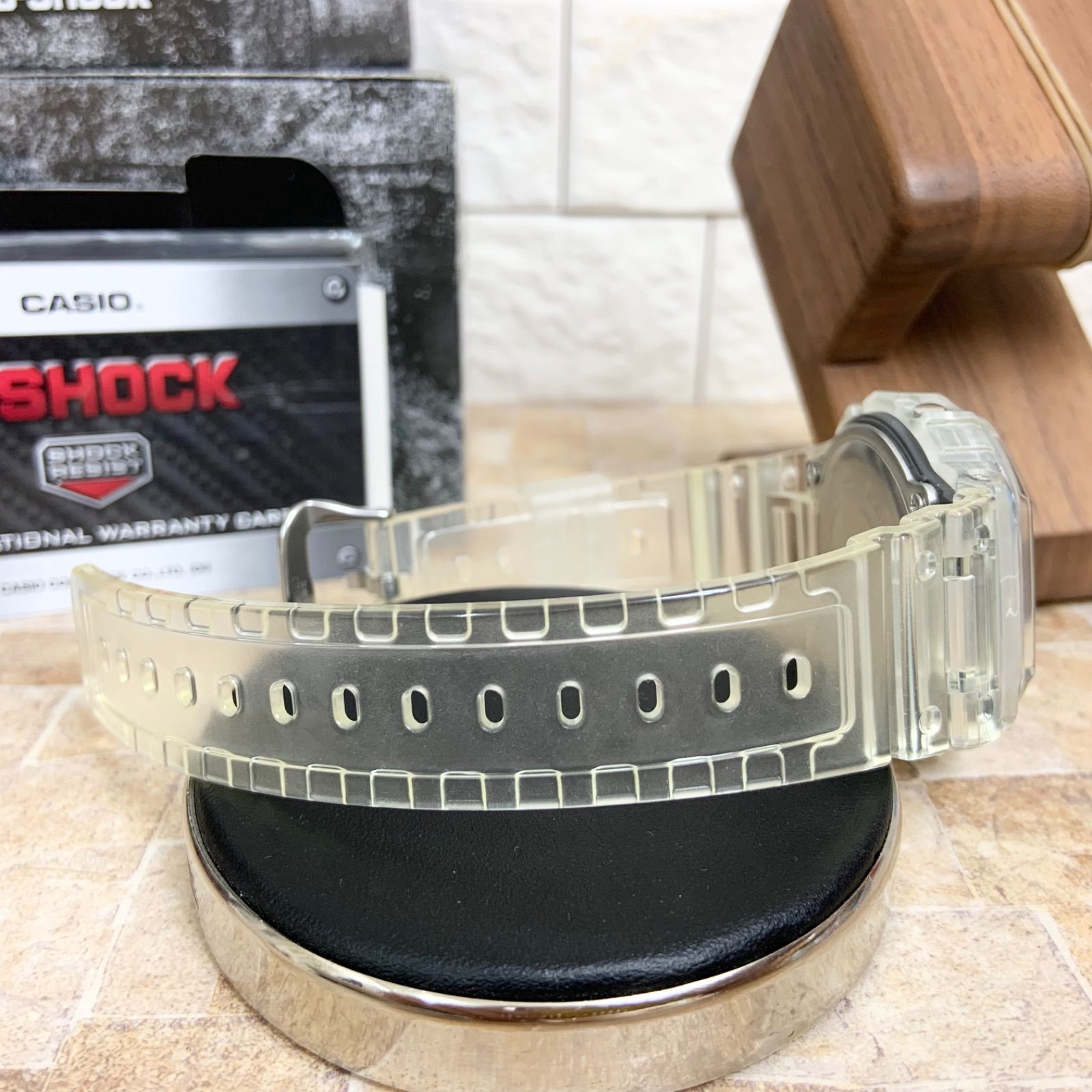 美品】CASIO カシオ G-SHOCK クリア スケルトン DW-5600SKE 箱 取説 