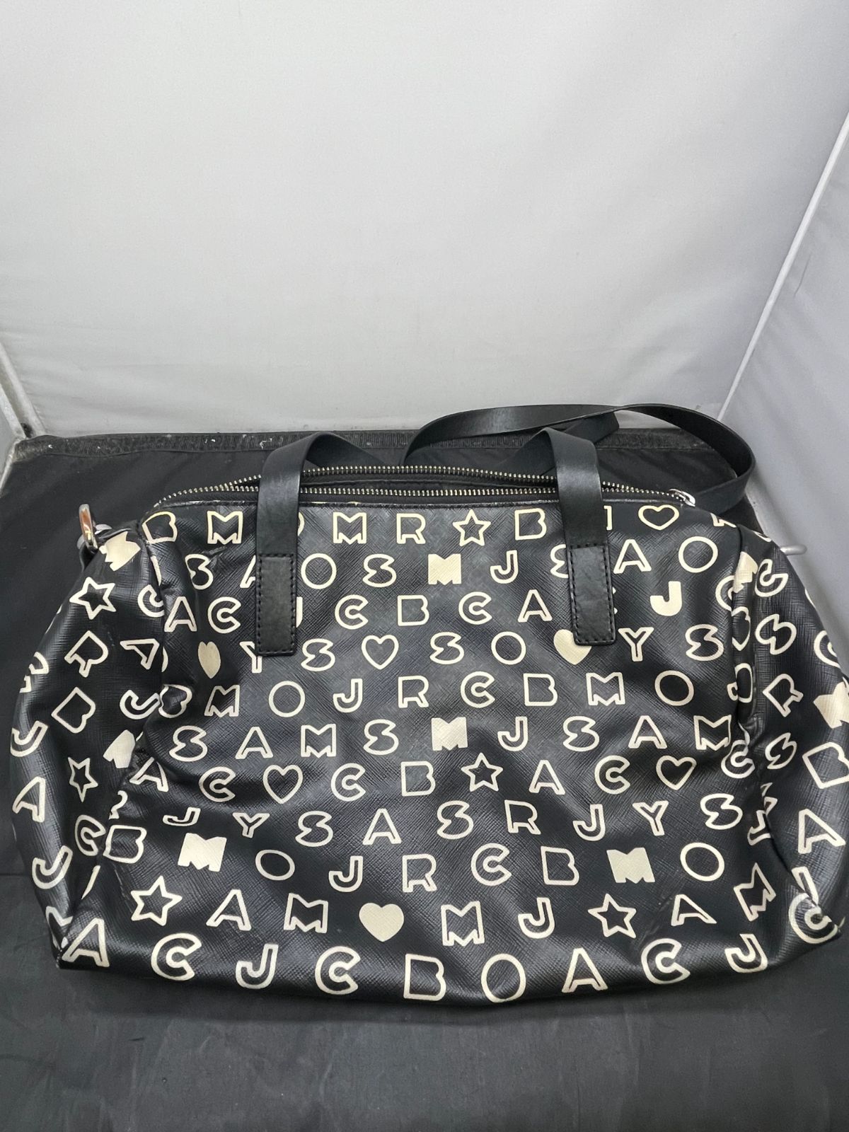 マークジェイコブス 2WAY ロゴ ボストンバッグ B25072569