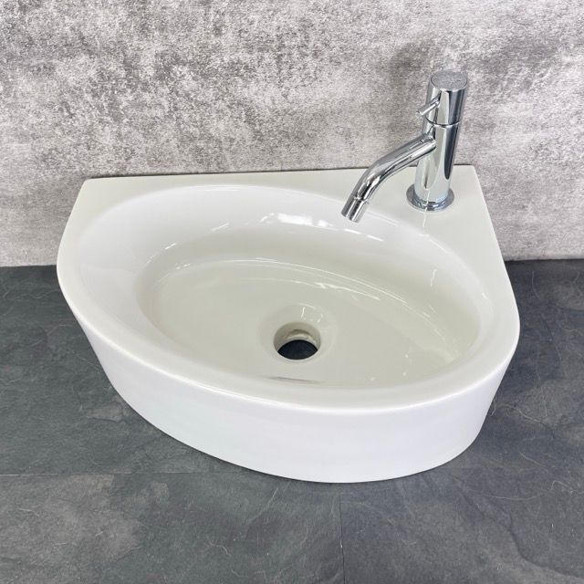 立水栓付き手洗いボウル モデルルーム WHITESTONE 陶器 イタリア製 約42.7×30cm リフォーム 住宅設備 513414