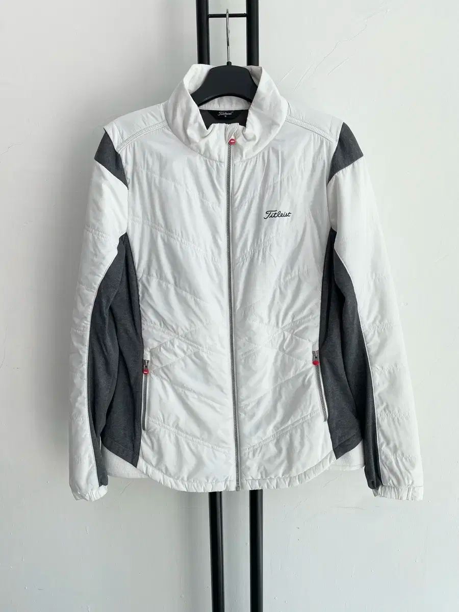 正規品 Titleist タイトリスト ゴルフウェア 防風 ウィンドブレーカー アウター