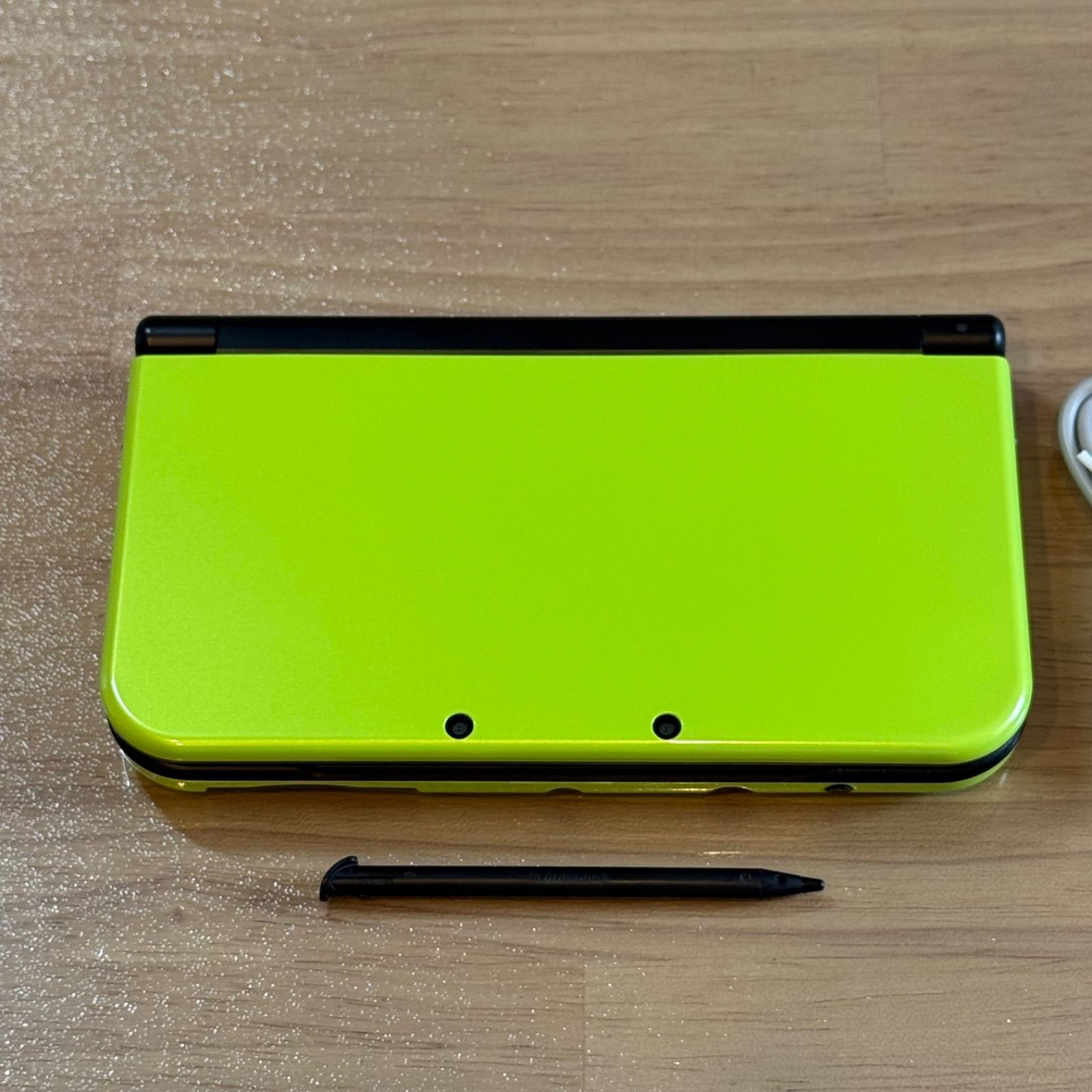9-024【美品】Newニンテンドー3DS LL ライム×ブラック 上下IPS 9-024【美品】Newニンテンドー3DS LL ライム×ブラック 上下IPS