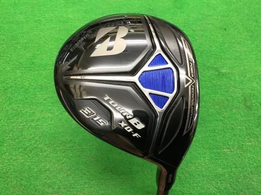 中古美品　ブリヂストン　TOUR B　2018-2019　キャディバッグ　プロスタンドモデル　プロモデルヘッドカバー付き