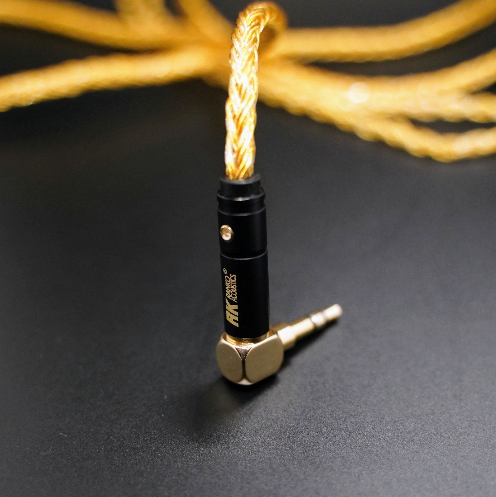 超高評価!炭素繊維 最高仕様16芯 希少金メッキケーブル 膨張式mmcx/4.4