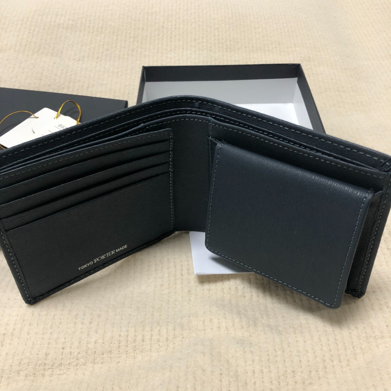 PORTER 二つ折り財布 黒 未使用品 PORTER 二つ折り財布 黒 未使用品