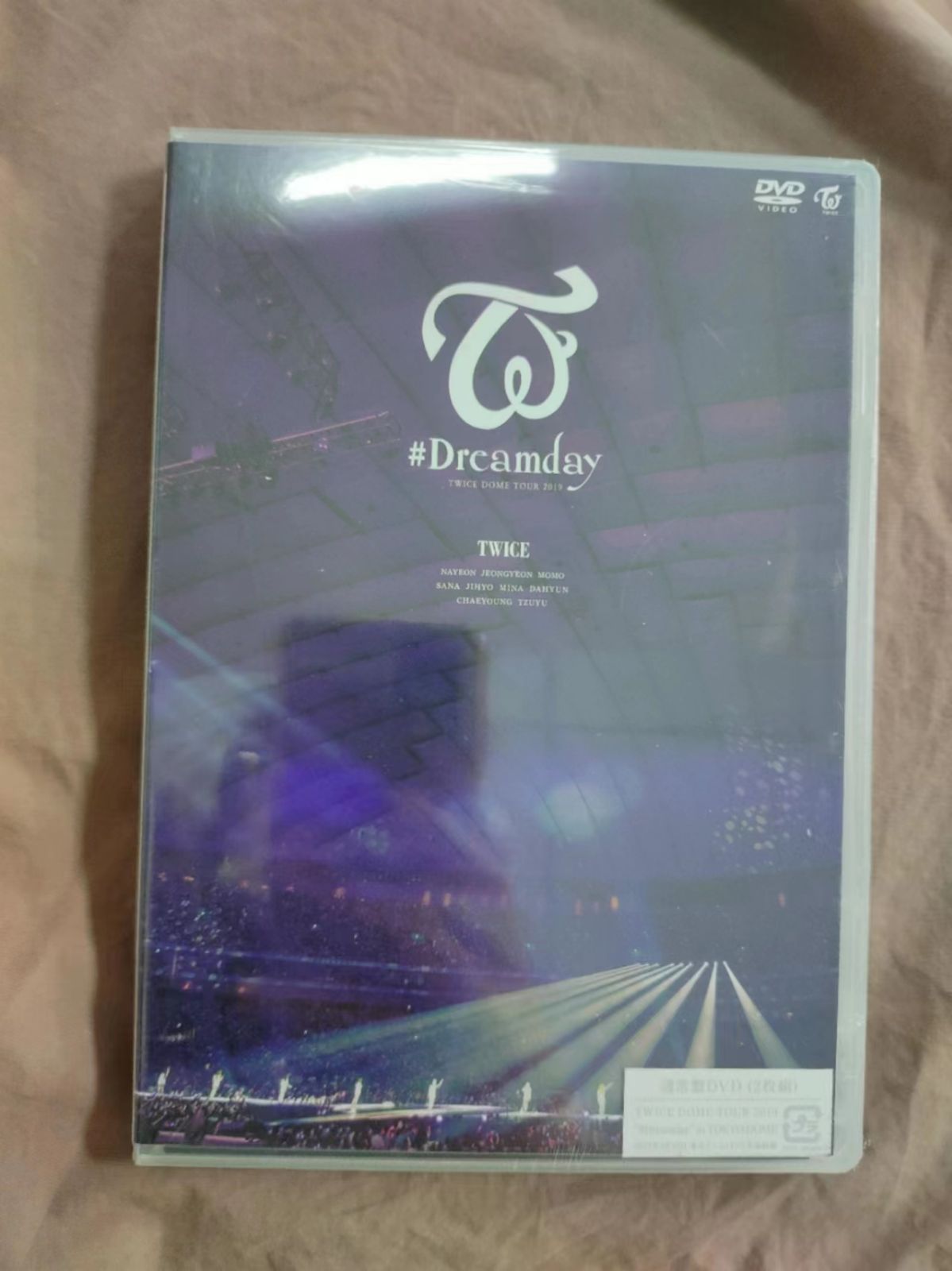 TWICE DOME TOUR 2019 “#Dreamday