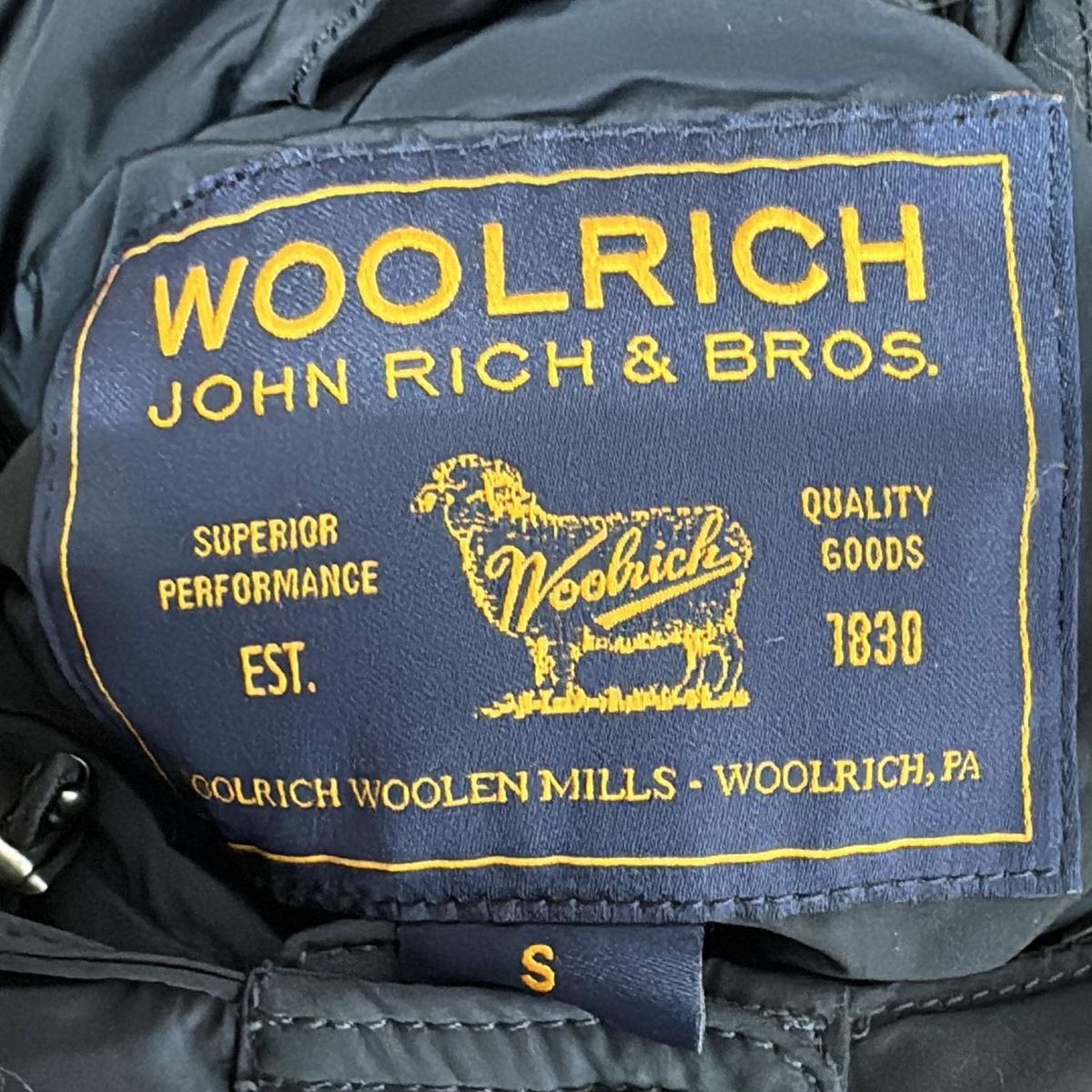 ダークネイビー タヌキ