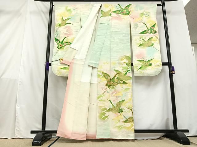 色打掛　華やかな鶴柄　211 色打掛 豪華 刺繍 梅 鶴の舞紋様 化繊 打掛 花嫁 K072