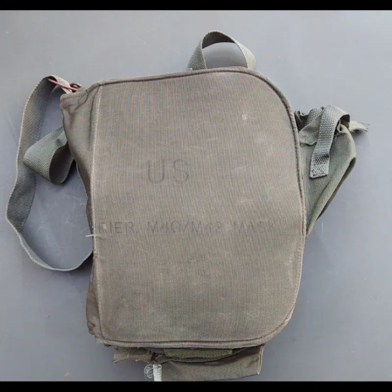 【米軍実物】マスクケースu0026ガスマスク
