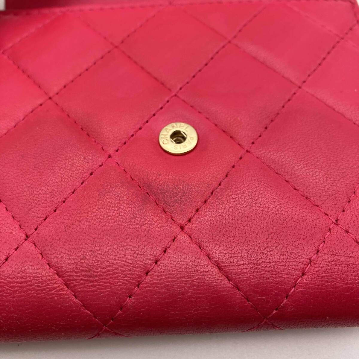 【極美品】ボーイシャネル スモールジップ ウォレット ラムスキン マトラッセ 赤 CHANEL シャネル ボーイシャネル シルバー金具 赤 レッド