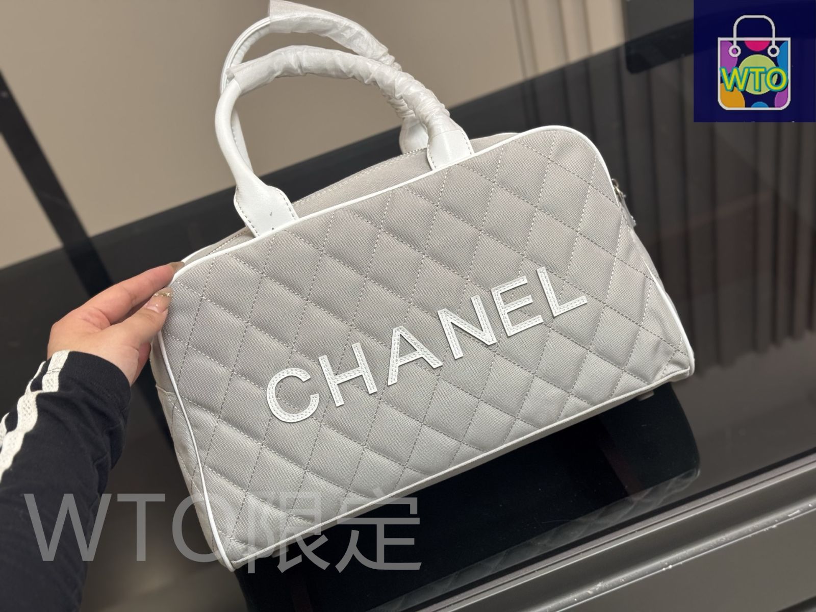 今日特価】Chanel シャネル デニムボウリングバッグ 水洗做旧で