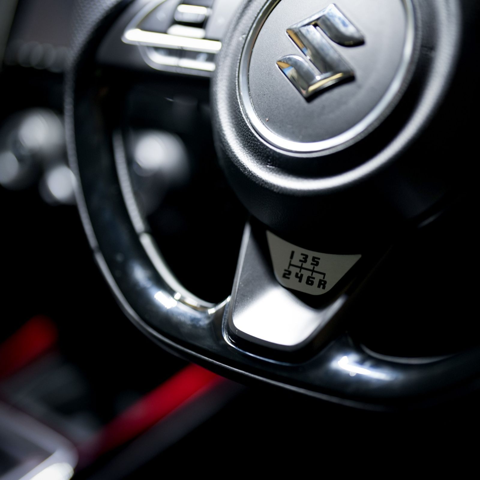 選べる9種のおまけ】スズキ スイフトスポーツ ZC33S用 増設ハザード