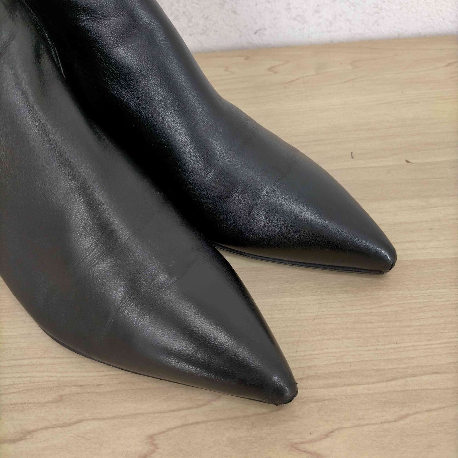 セルジオロッシ sergio rossi MADE IN ITALY ポインテッドトゥ サイド