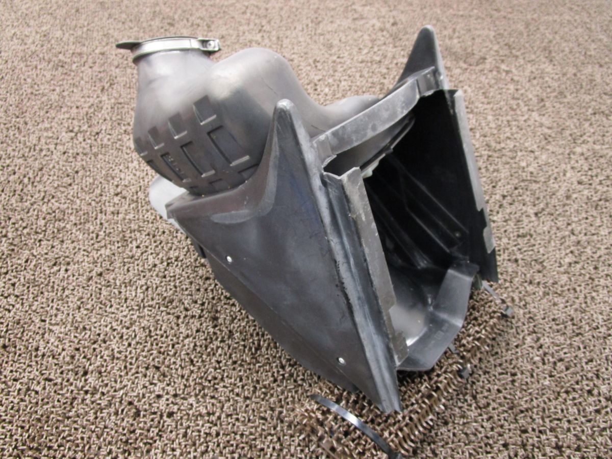 専用です RMX250 エアクリーナーボックス A6387！PJ13A スズキ 【 J116 】