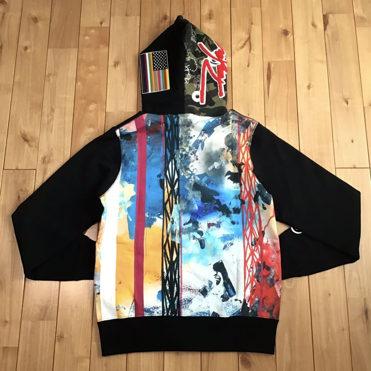 希少 a bathing ape® × futura 気持ち良 ジャケット