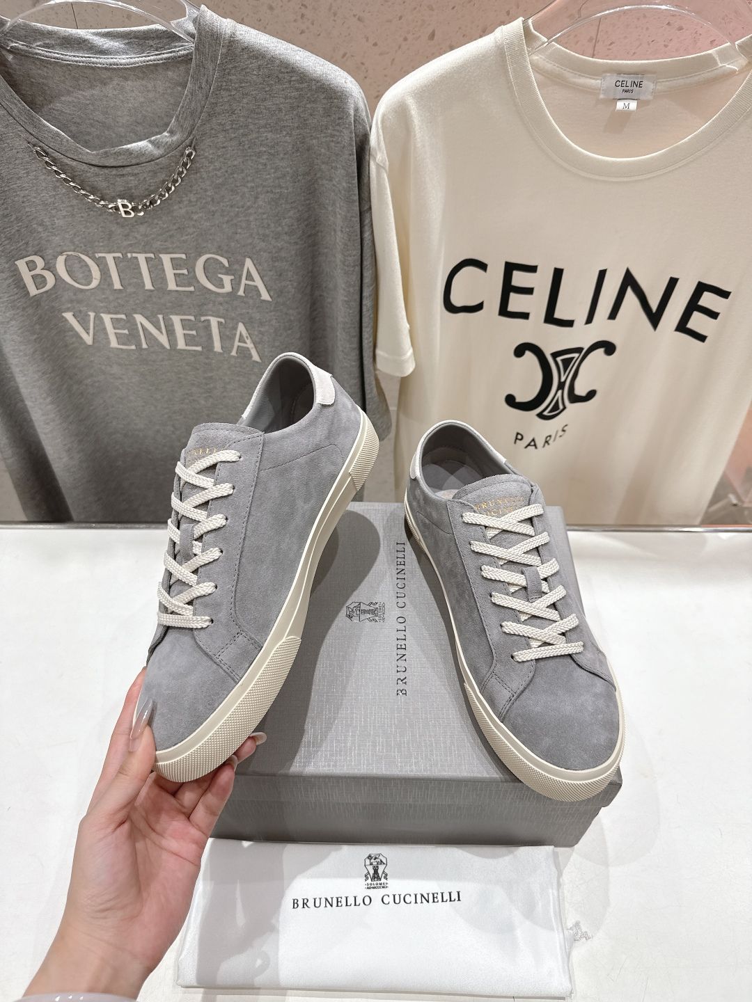 ブルネロクチネリ　ライトグレー　ホワイト スエード ハイカットスニーカー ブルネロクチネリ ライトグレー ホワイト スエード ハイカット