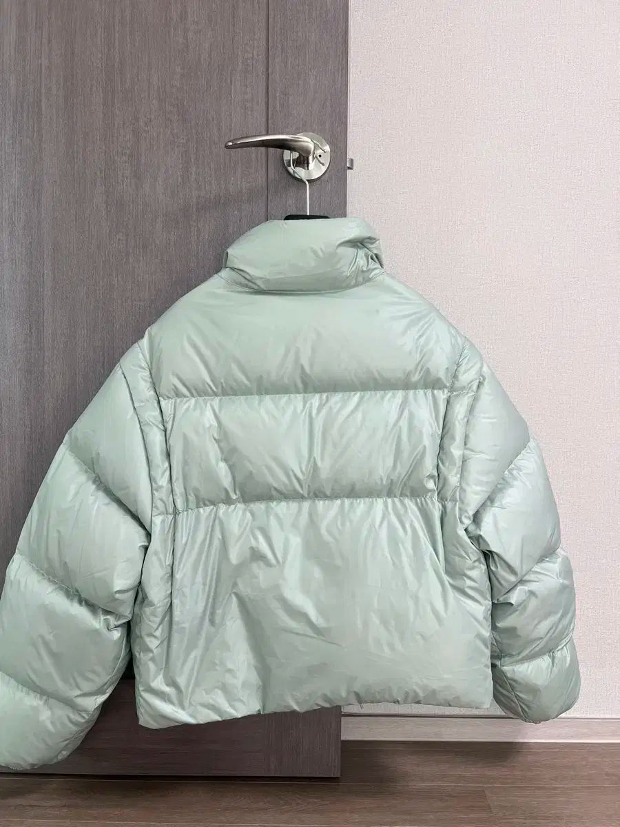 ミネラル ツーウェイ パファー ダウン ミント M