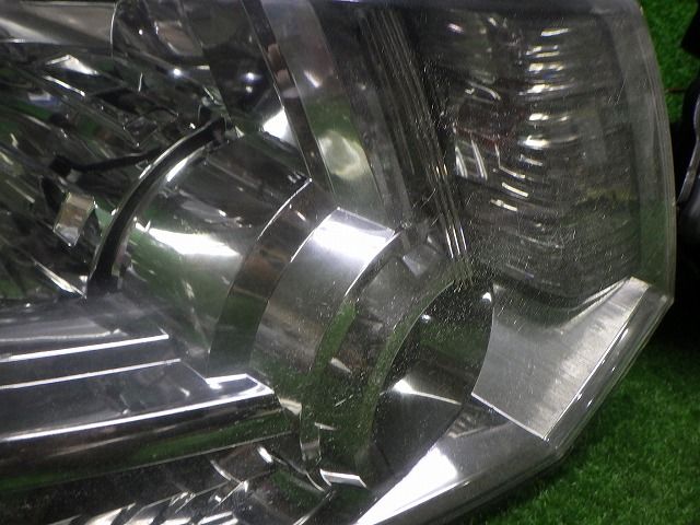 デリカD5 ヘッドライト 左右 HID CV 前期 100-87918 バラスト付