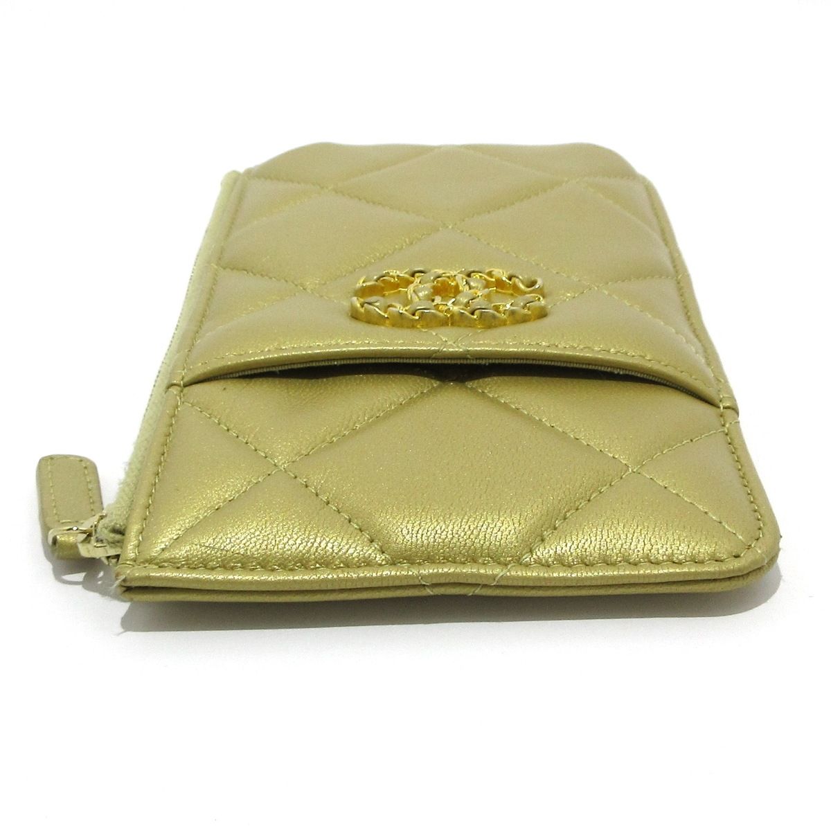 CHANEL(シャネル) コインケース美品 シャネル19,マトラッセ CHANEL(シャネル) コインケース美品 シャネル19,マトラッセ