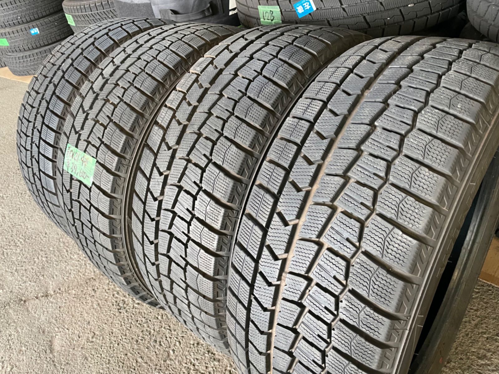 （F0121）中古スタッドレスタイヤ４本セット！225/55R17 ダンロップWN02 フォレスター、XV、スカイライン、10系アルファードなどに！