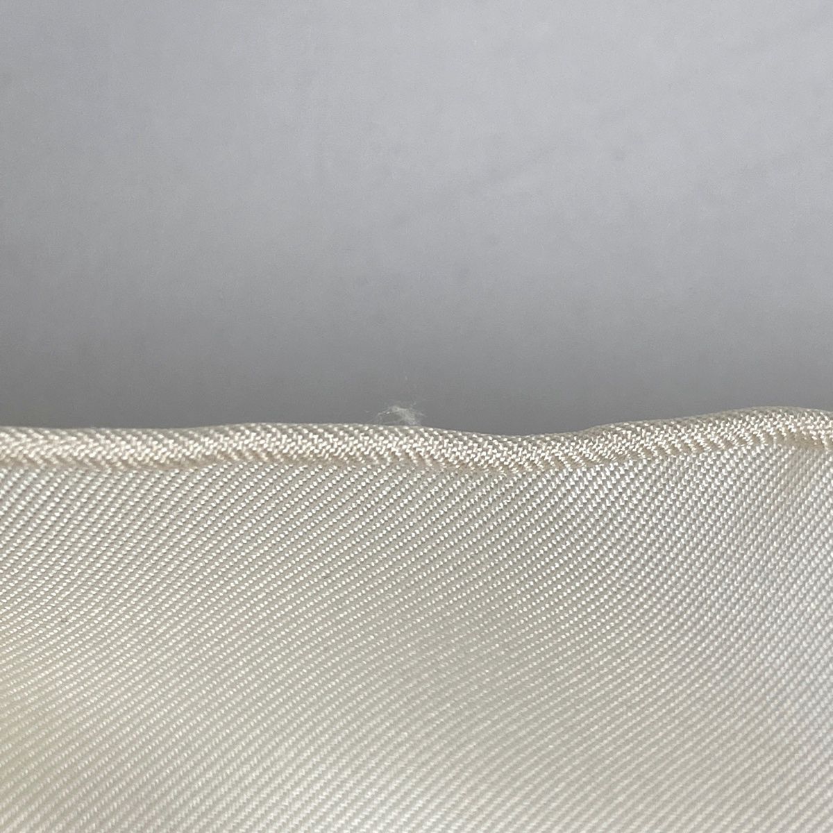 エルメス HERMES カレ 90 SELLES A HOUSSE カバーへの腰かけ