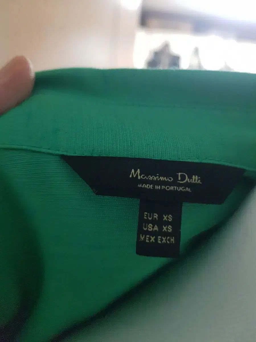 Dutti マッシモドゥッティ