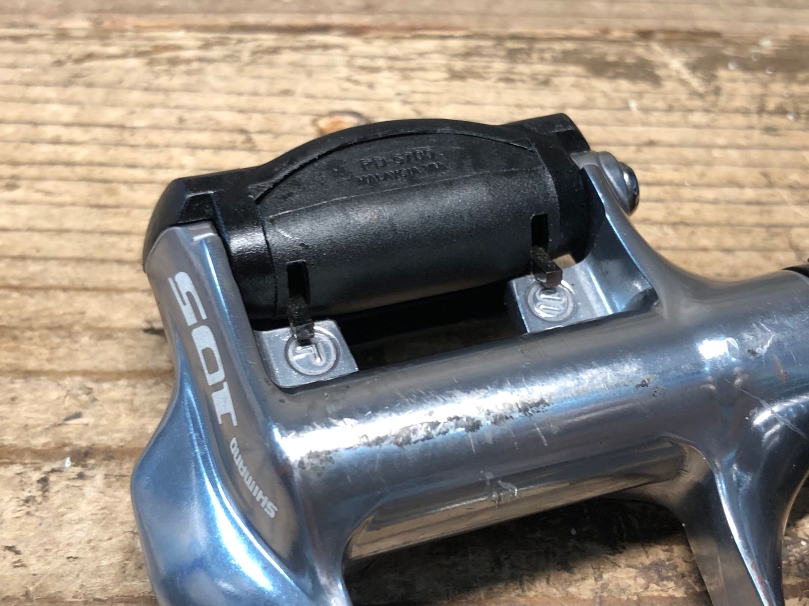 JF946 シマノ SHIMANO 105 PD-5700 ビンディングペダル SPD-SL