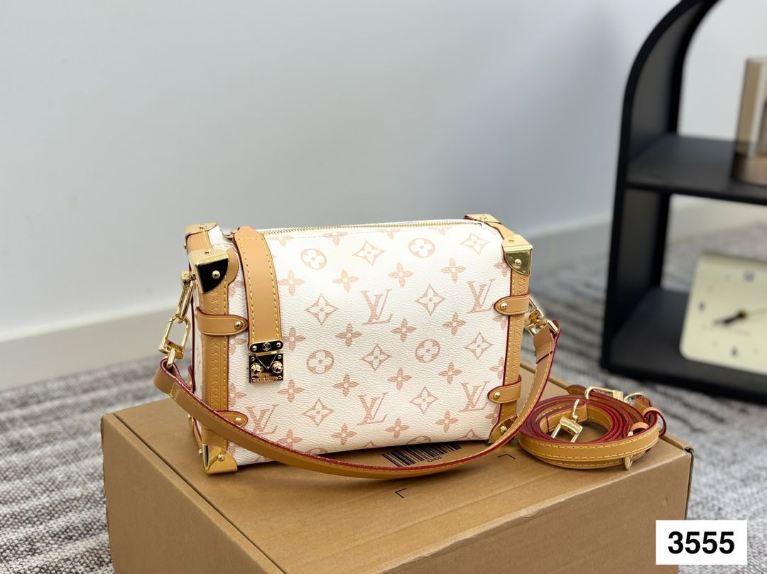 p1440 谷愛凌と同じ秀金小箱 LV Side trunk谷のアイスボックス