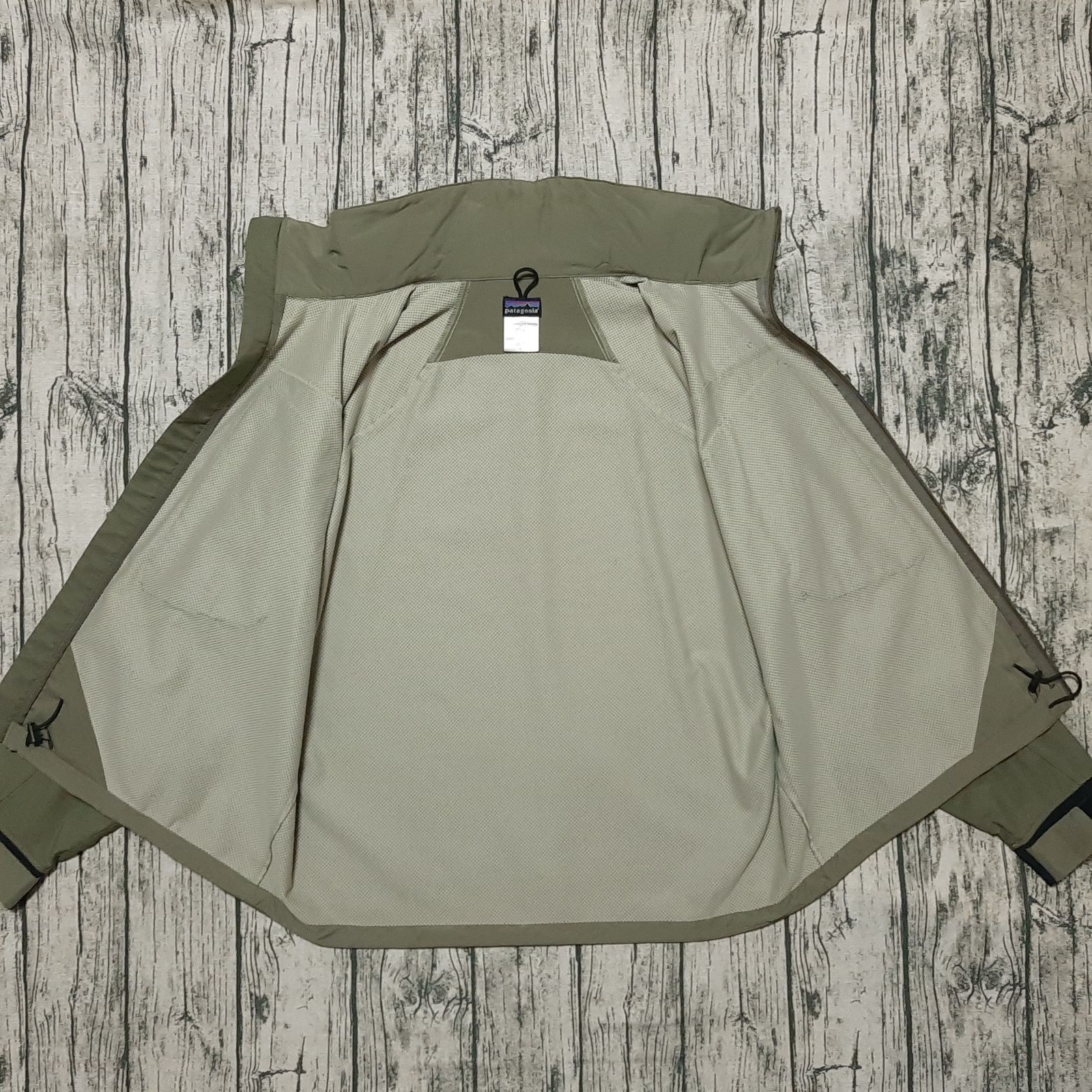 ハイドロシェッドジャケット hydroshed