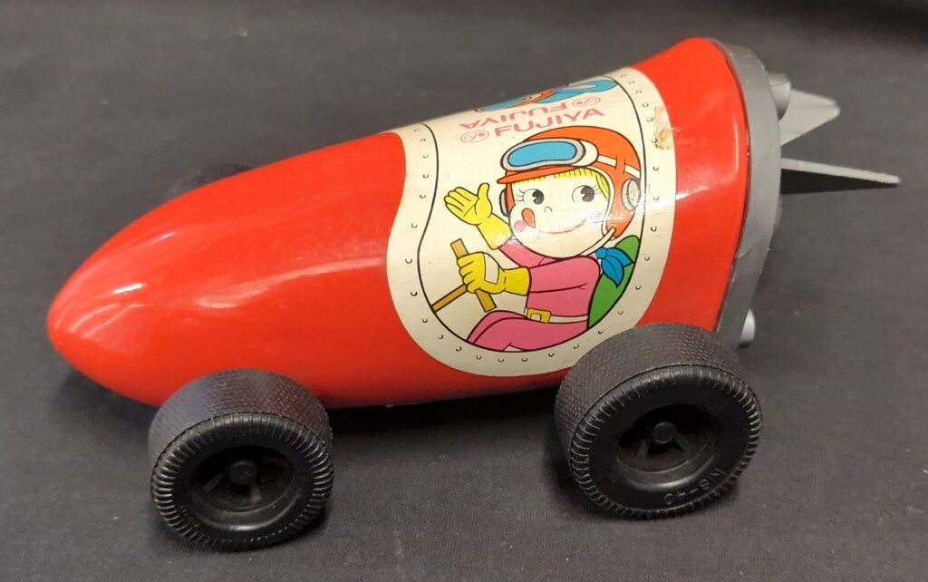 不二家 不二家菓子容器 ペコちゃんロケットカー小