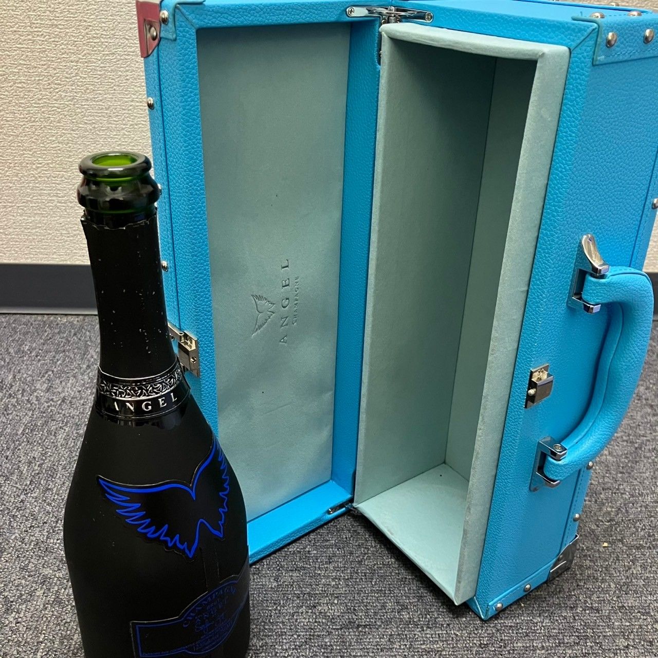 エンジェルシャンパン　ケース　瓶　個別売り ANGEL CHAMPAGNE エンジェル シャンパン 空き瓶＆ケース まとめ売り
