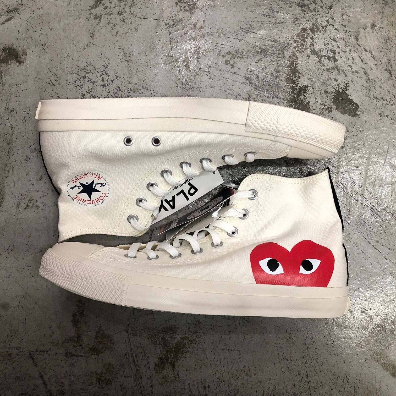 新品 PLAY COMME des GARCONS × Converse コラボ ハート ハイカットスニーカー プレイコムデギャルソン コンバース  AZ-K113-001-2-7 28cm 72241A2 - メルカリ