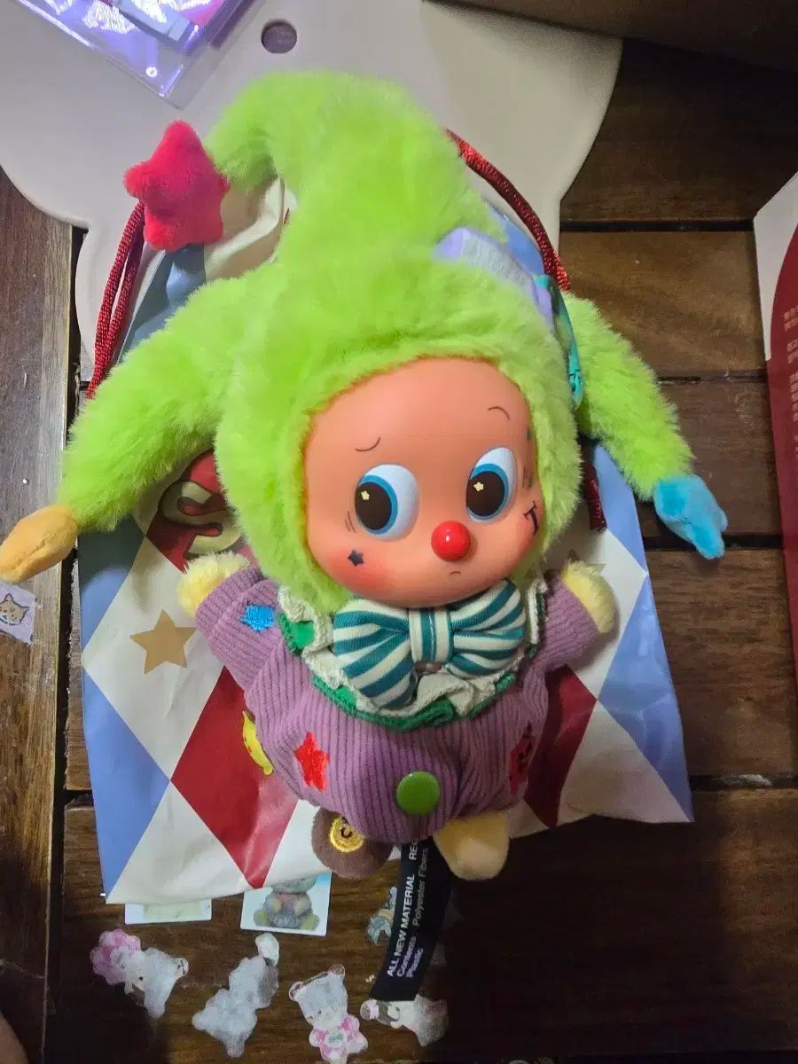 ポップマート why so シークレットハニー