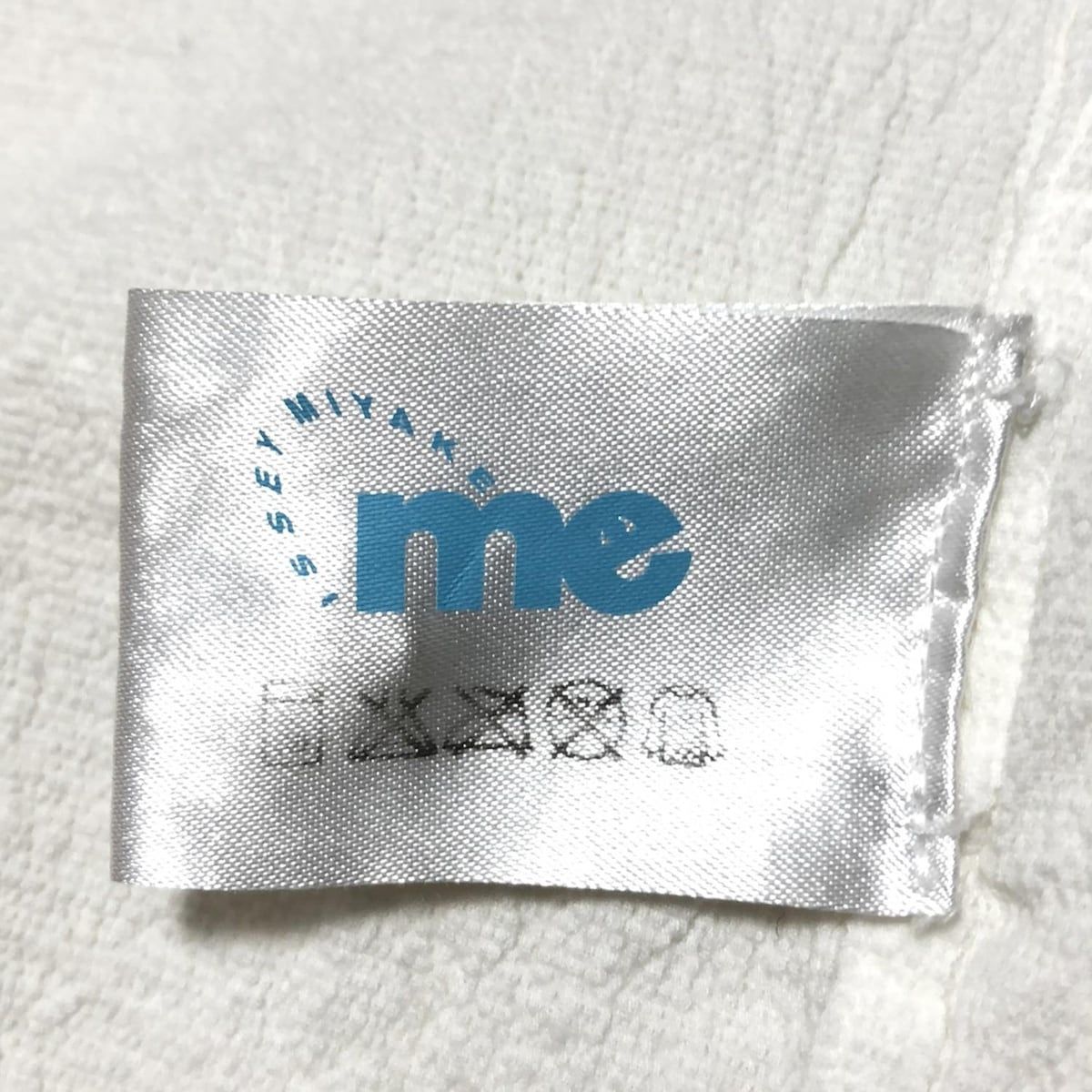 me ISSEY MIYAKE(ミー/イッセイミヤケ) 長袖シャツブラウス