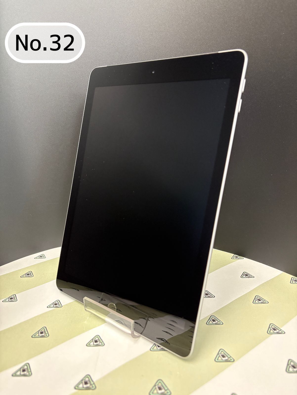 iPad 第六世代 32GB セルラーモデル iPad 第6世代 セルラーモデル 32GB