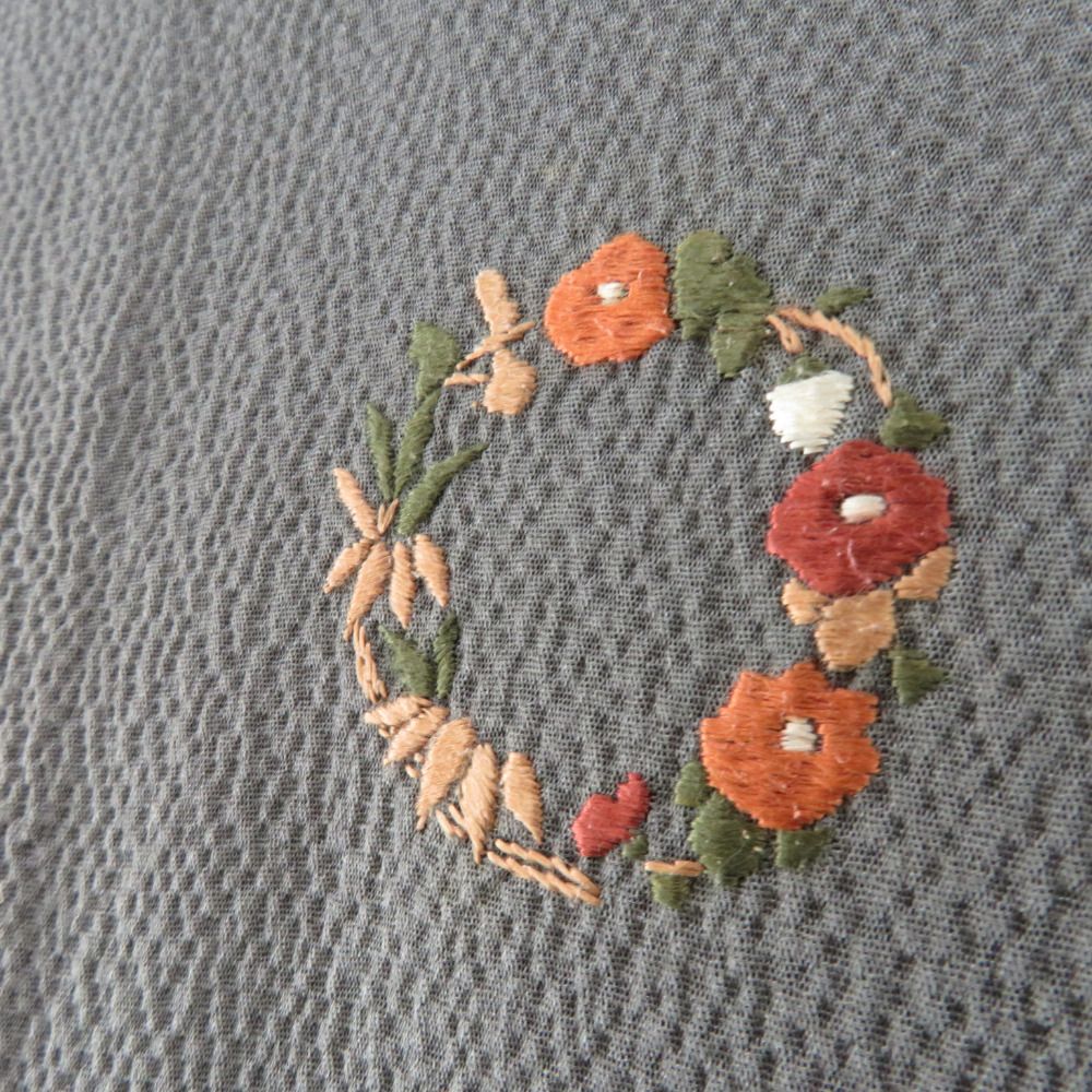 色無地 加賀紋 伊達紋 洒落紋 袷 広衿 正絹 グレー 家紋なし 仕立て