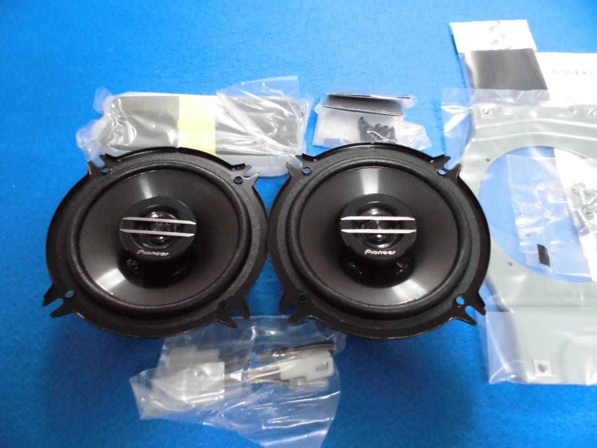 スズキ 現行ジムニー JB64W ジムニーシエラ JB74W 2018年7月~ 純正リヤスピーカー 純正リヤスピーカーブラケット