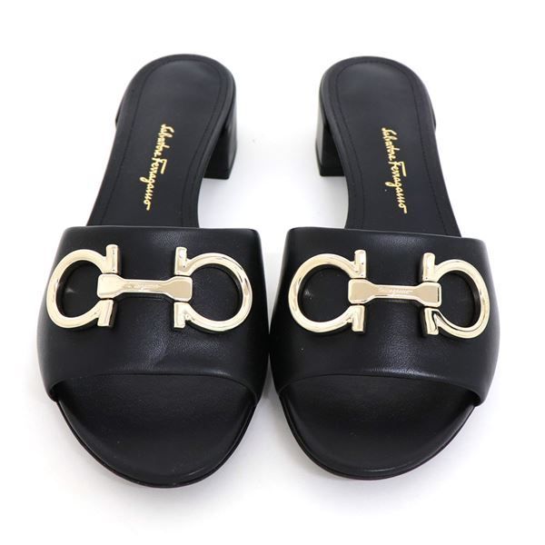 価格変更しました！フェラガモ Ferragamo ミュール サイズ7C 価格変更