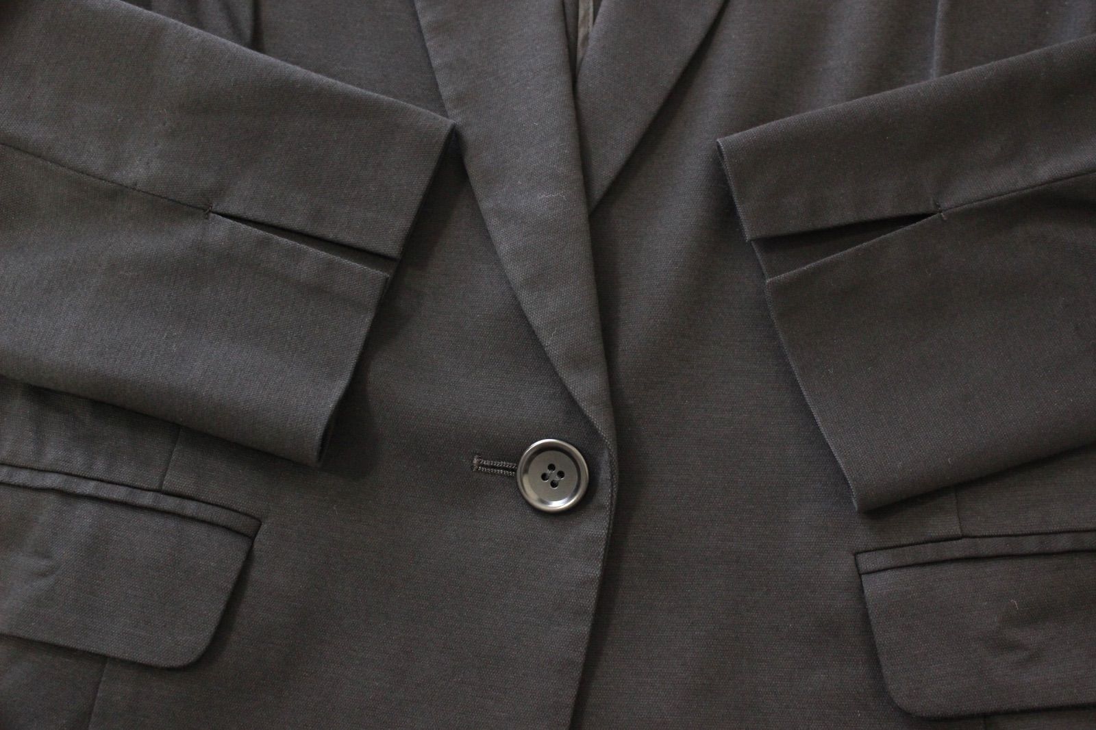 33 アンタイトル スカートスーツ 44 ブラック 黒 4L相当 大きいサイズ フォーマル セットアップ UNTITLED クリーニング済み MAAHADDERANG_COM