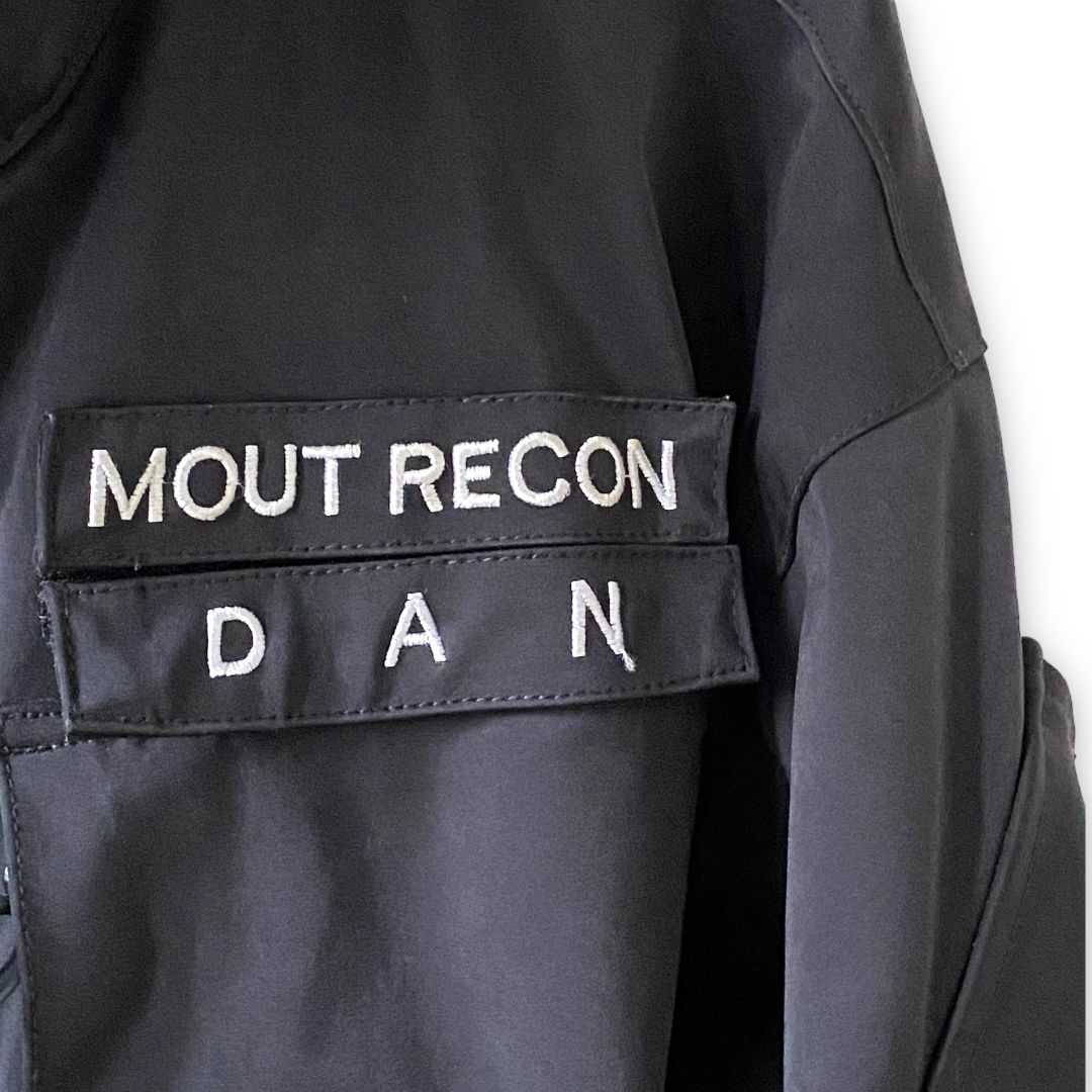 2019年に購入しましたMOUT RECON TAILOR Royal Navy PCS Jacket