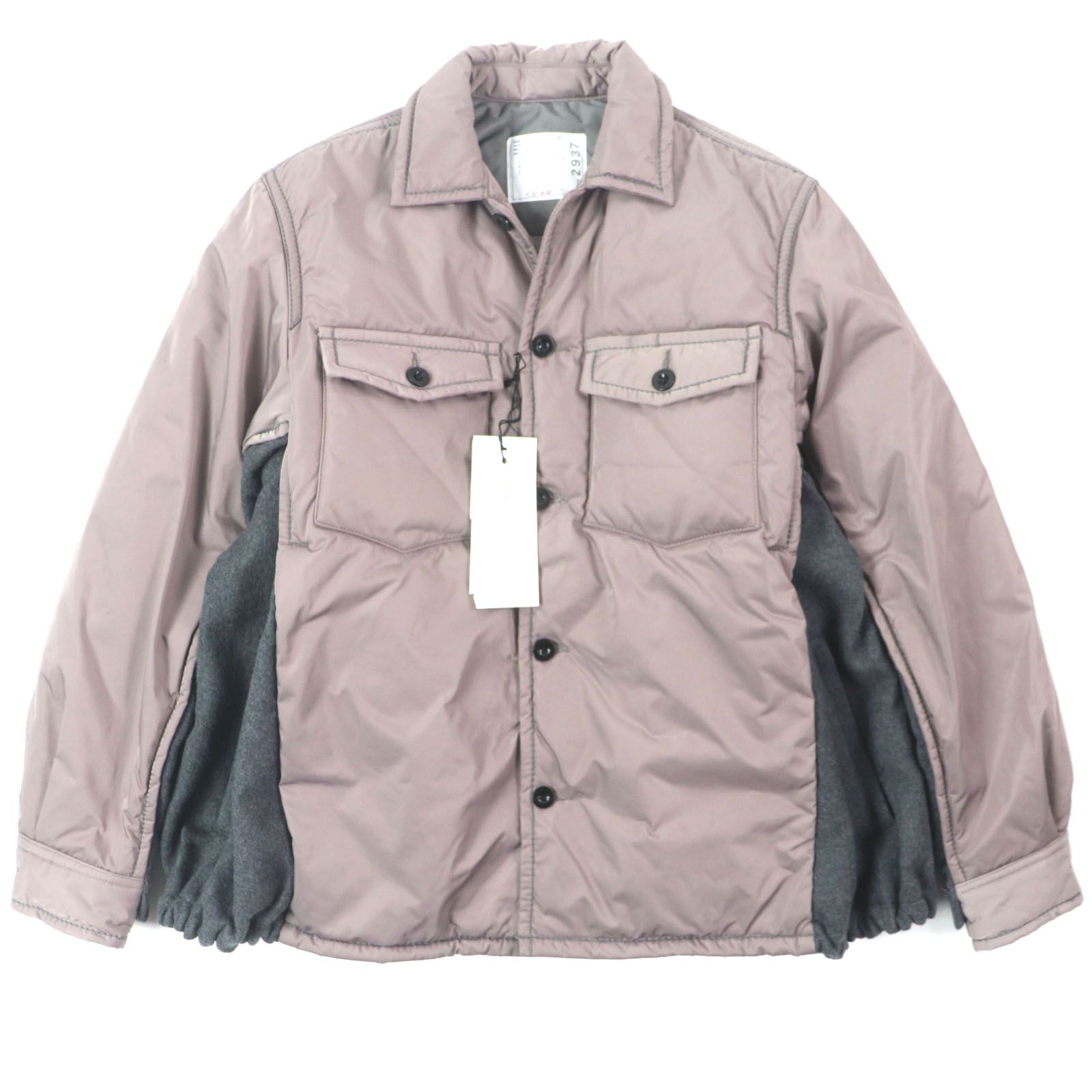 Sacai サカイ 22AW 22-02937M Sports Mix Padded Shirt スポーツミックス パディット シャツ ロゴ入りボタン 切替デザイン 中綿入り ジャケット ピンクグレー 1 ハンガー付き メンズ