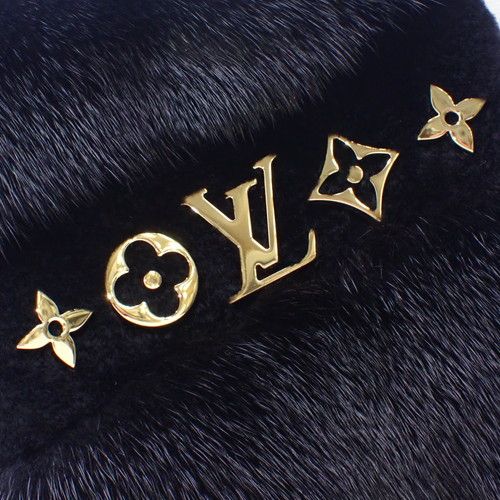 Louis Vuitton ロゴマフラー ブラック ルイヴィトン エシャルプ ロゴマニア マフラー ウール/シルク