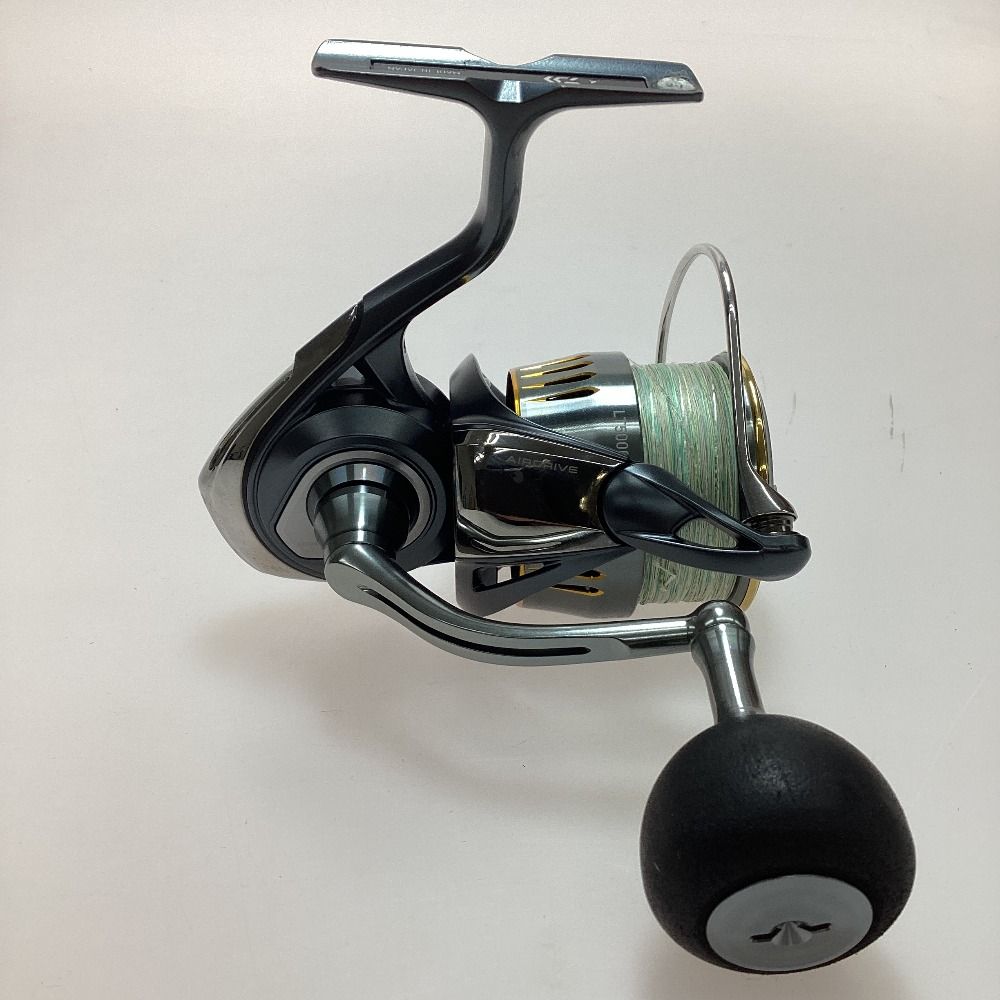 DAIWA ダイワ 釣り用品 リール スピニングリール リールスタンド付 程度B 23エアリティ LT5000D-CXH 3259258 - メルカリ