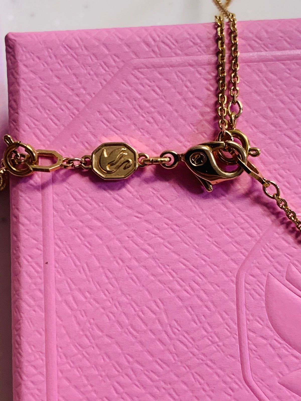 スワロフスキー