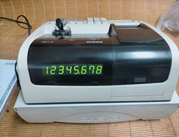 カシオレジスター　TE-M80　中古品　人気機種感熱紙　送料無料　8080789 カシオレジスター TE-M80 中古品 人気機種感熱紙 送料無料