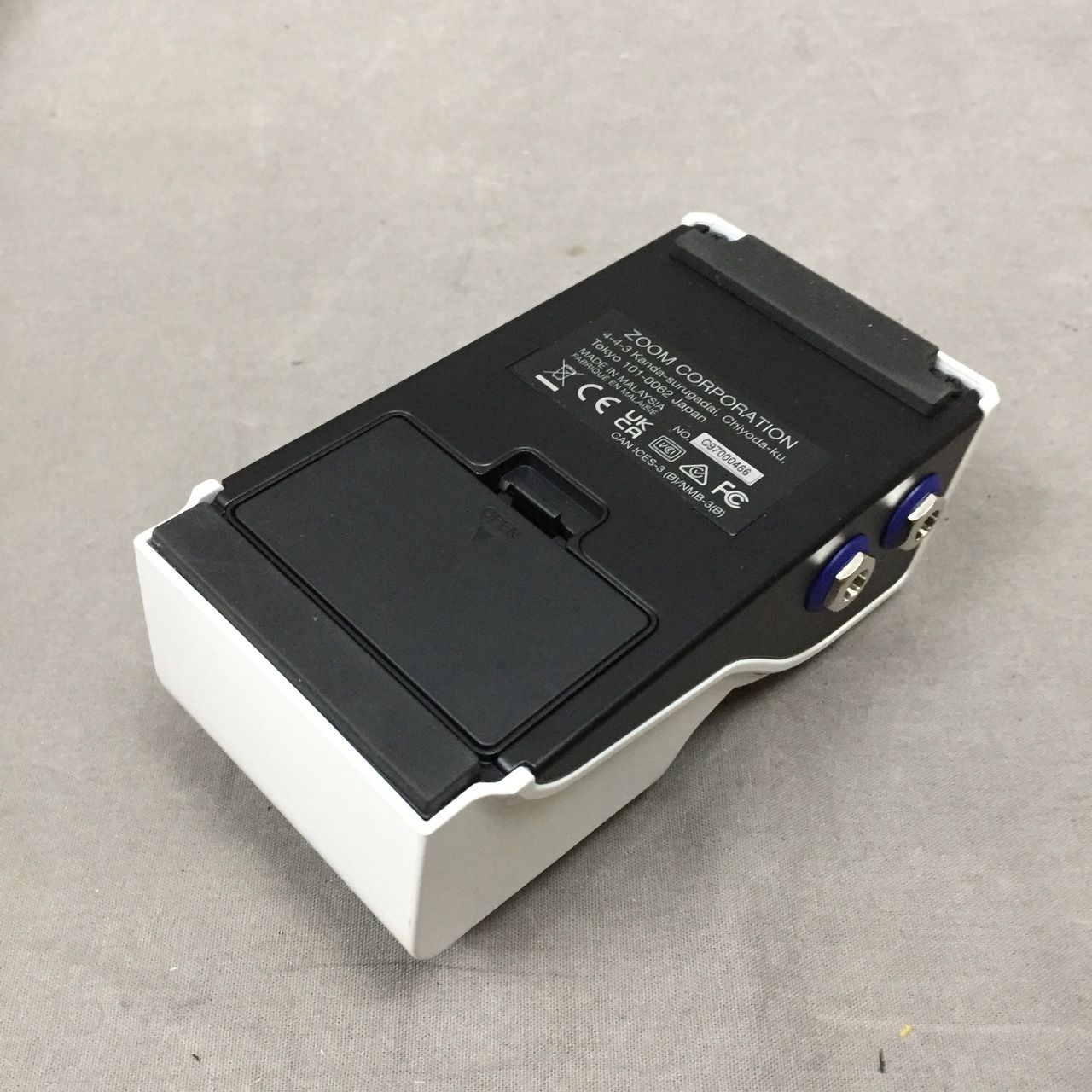 ZOOM マルチストンプ 美品 ZOOM】マルチなストンプボックス”という製品コンセプトはそのままに