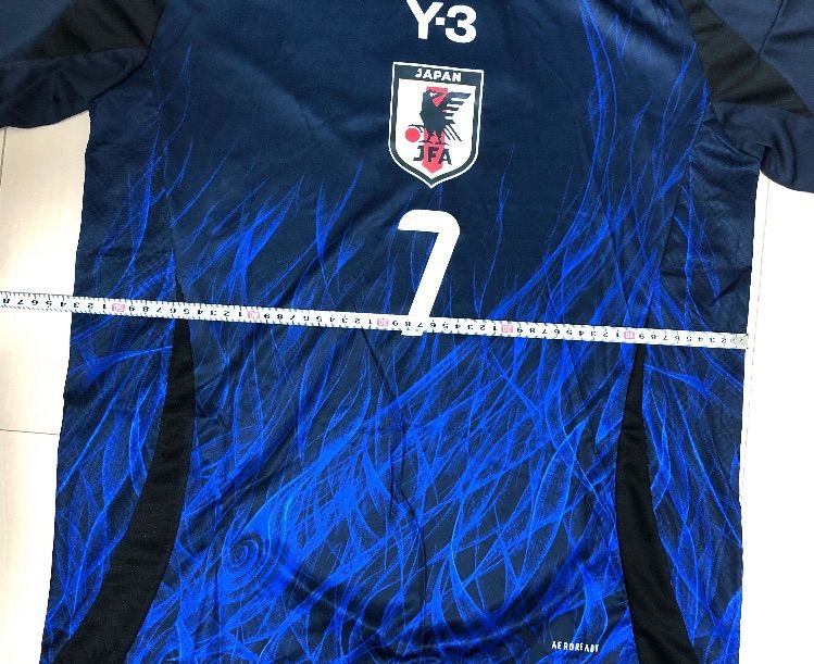 【ばず】サッカー日本代表 中村と三苫 ユニフォーム L 新品未使用 サッカー日本代表 最新ユニフォーム 三苫薫 7番 タグ付き 新品未