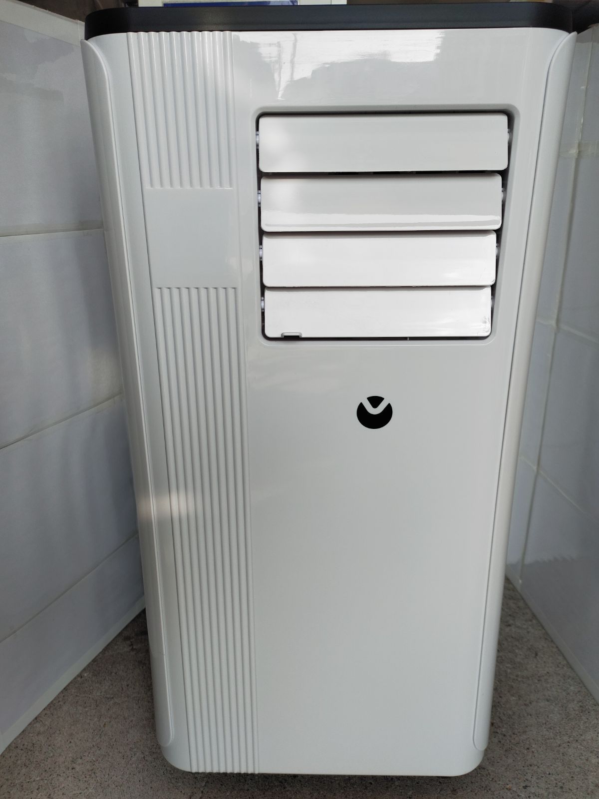 ◎移動式クーラー JHS-A016-2.7KR