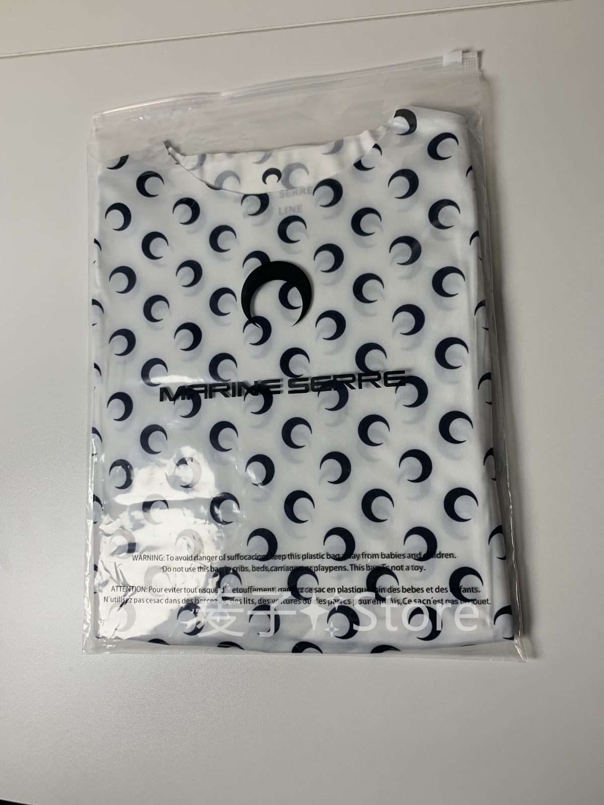 長袖Tシャツ